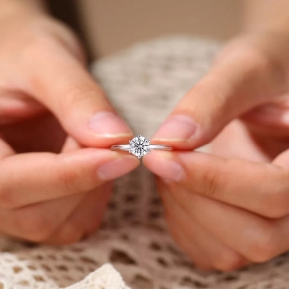 Certified 0.50ct. t.w. Moissanite Solitaire Ring NEW - Picture 7 of 12